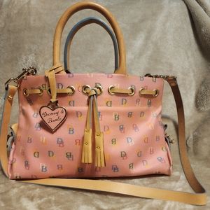 DOONEY & BOURKE CROSSBODY